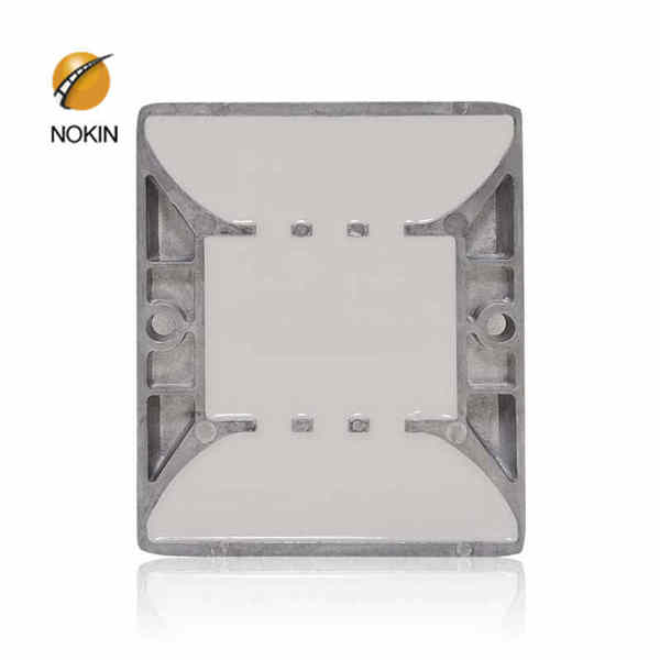 RoHS Solar Studs Rate With Plastic Material